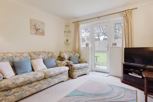 Lounge- click for photo gallery